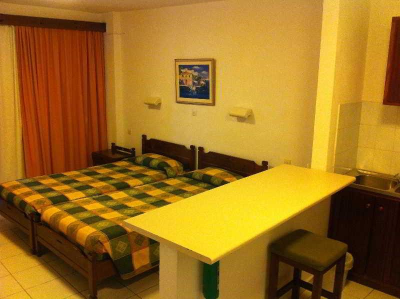 Kassavetis Otel Hersonissos  Dış mekan fotoğraf