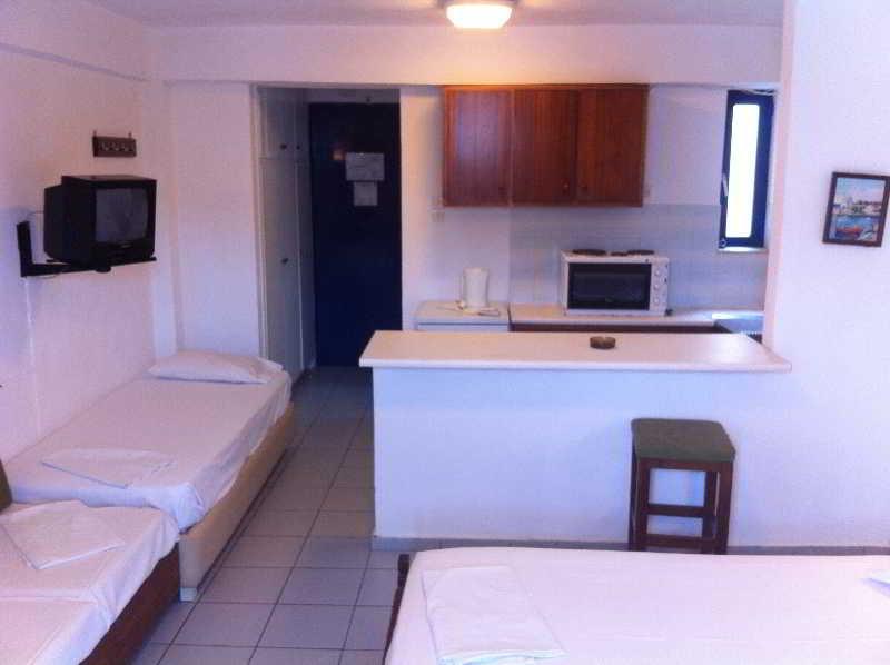 Kassavetis Otel Hersonissos  Dış mekan fotoğraf